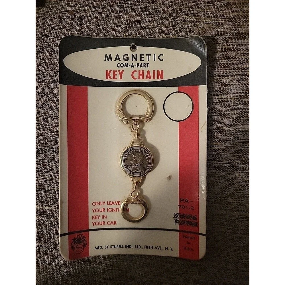 BALBOA Pull Apart Double Ring Key Chain Original Pack Chevrolet GM 60s VTG NOS